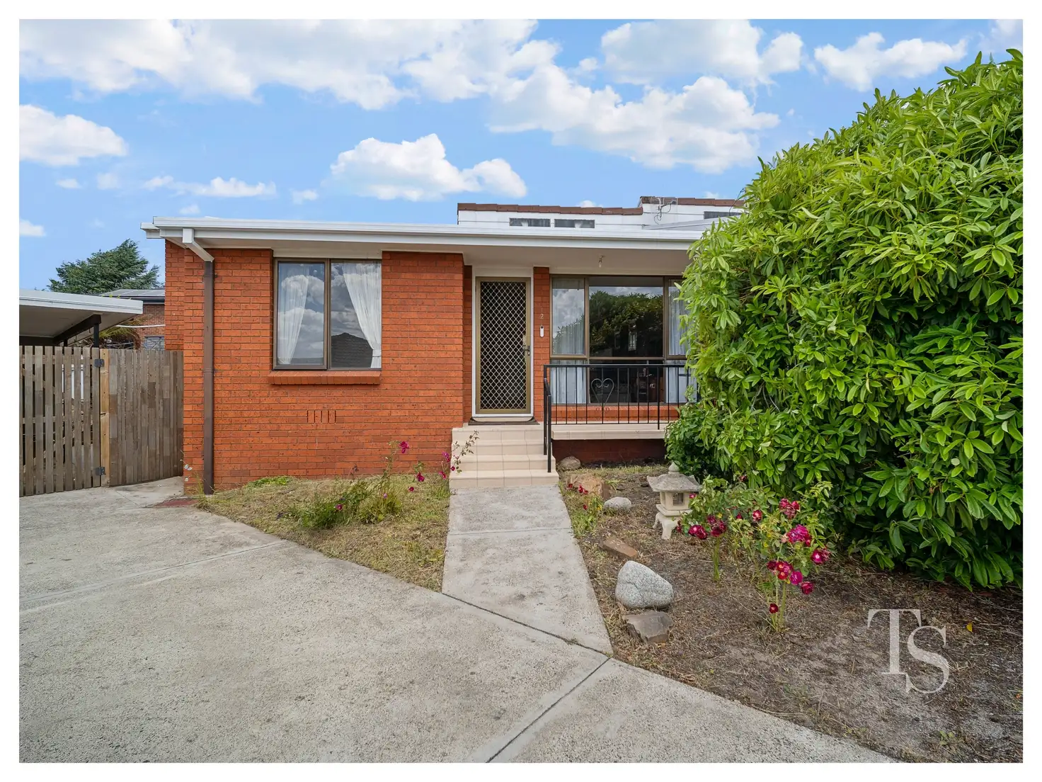 Main view of Homely unit listing, Unit 2/27 Hilton Pl, Norwood TAS 7250