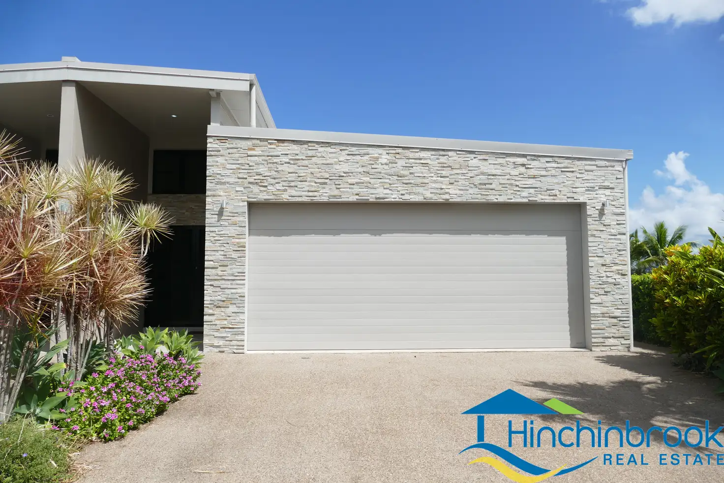 Main view of Homely unit listing, 1/28 Royal Palm Avenue, Cardwell QLD 4849