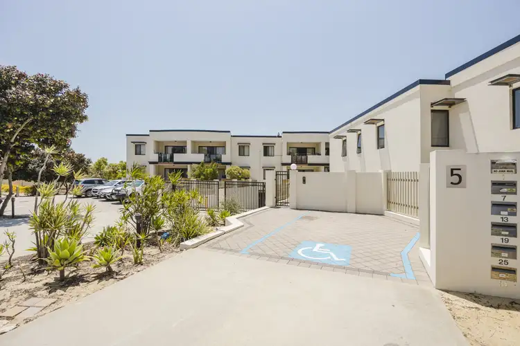 Unit 29/5 Eastleigh Loop, Currambine WA 6028