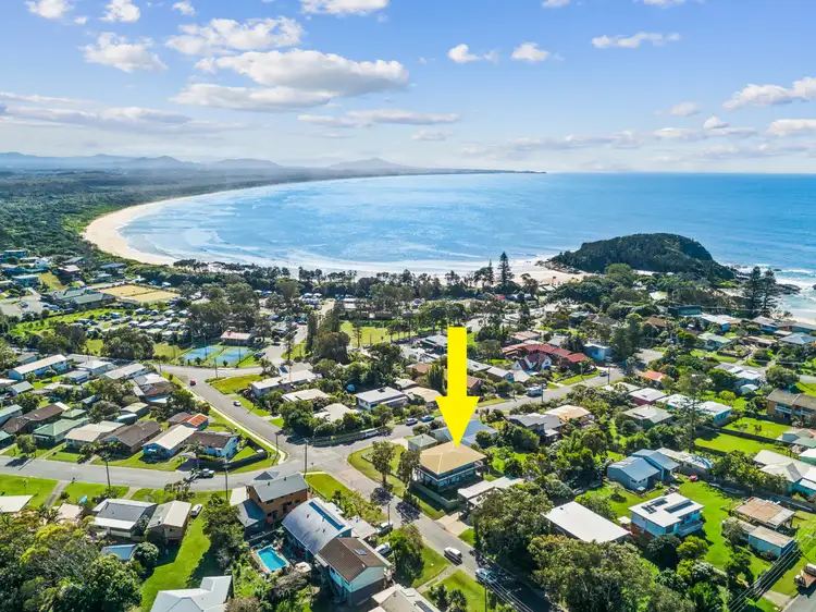 15 Wallace St, Scotts Head NSW 2447