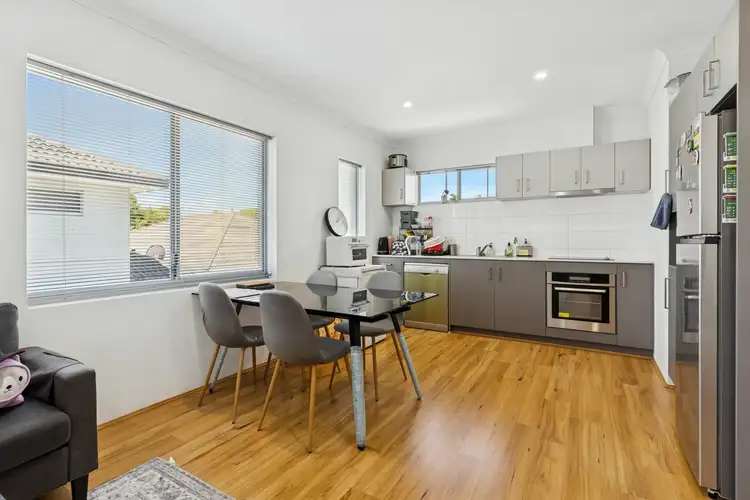 Fifth view of Homely apartment listing, 10/130 Arlunya Avenue, Cloverdale WA 6105