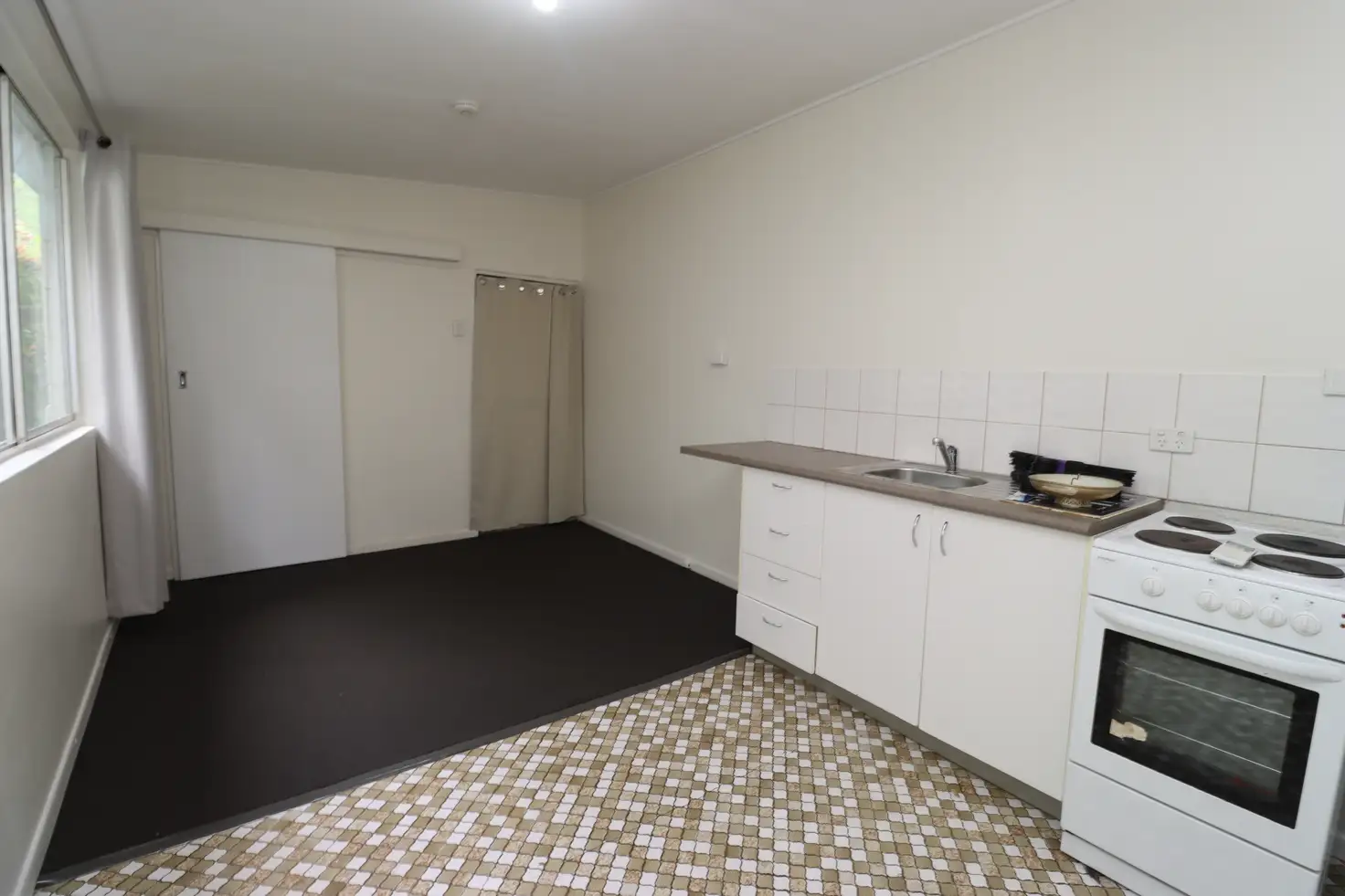 Main view of Homely unit listing, Unit 3/192 Camooweal Street, Mount Isa QLD 4825
