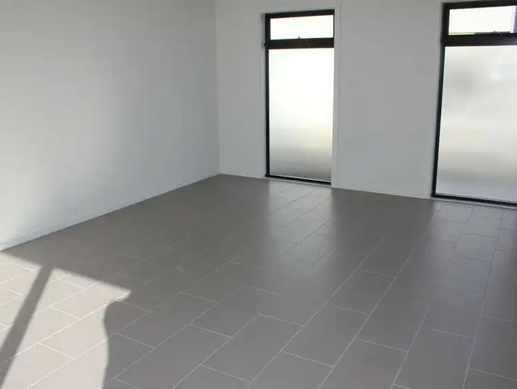 Fifth view of Homely unit listing, 4 Poble Walk, Avondale Heights VIC 3034