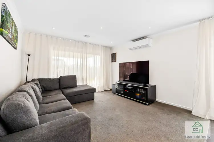 Sixth view of Homely house listing, 18 Arapiles Dr, Moe VIC 3825