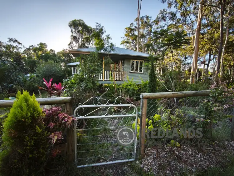 15 Heron St, Macleay Island QLD 4184