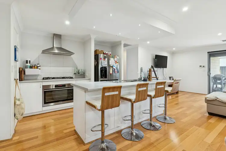 11 Rockport Rdge, Wellard WA 6170