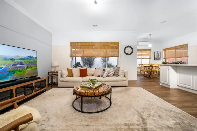 Fourth view of Homely house listing, 26 Rosslare Place, Cranbourne VIC 3977