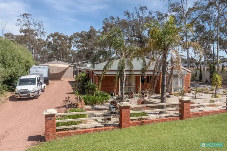 24 Rennie St, Huntly VIC 3551