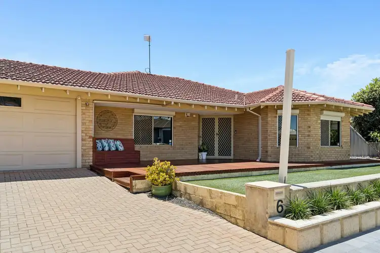 6 Feather Pl, Huntingdale WA 6110