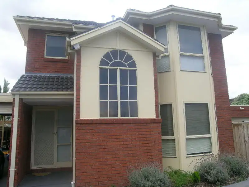 Main view of Homely unit listing, 2/2 Parr Court, Avondale Heights VIC 3034
