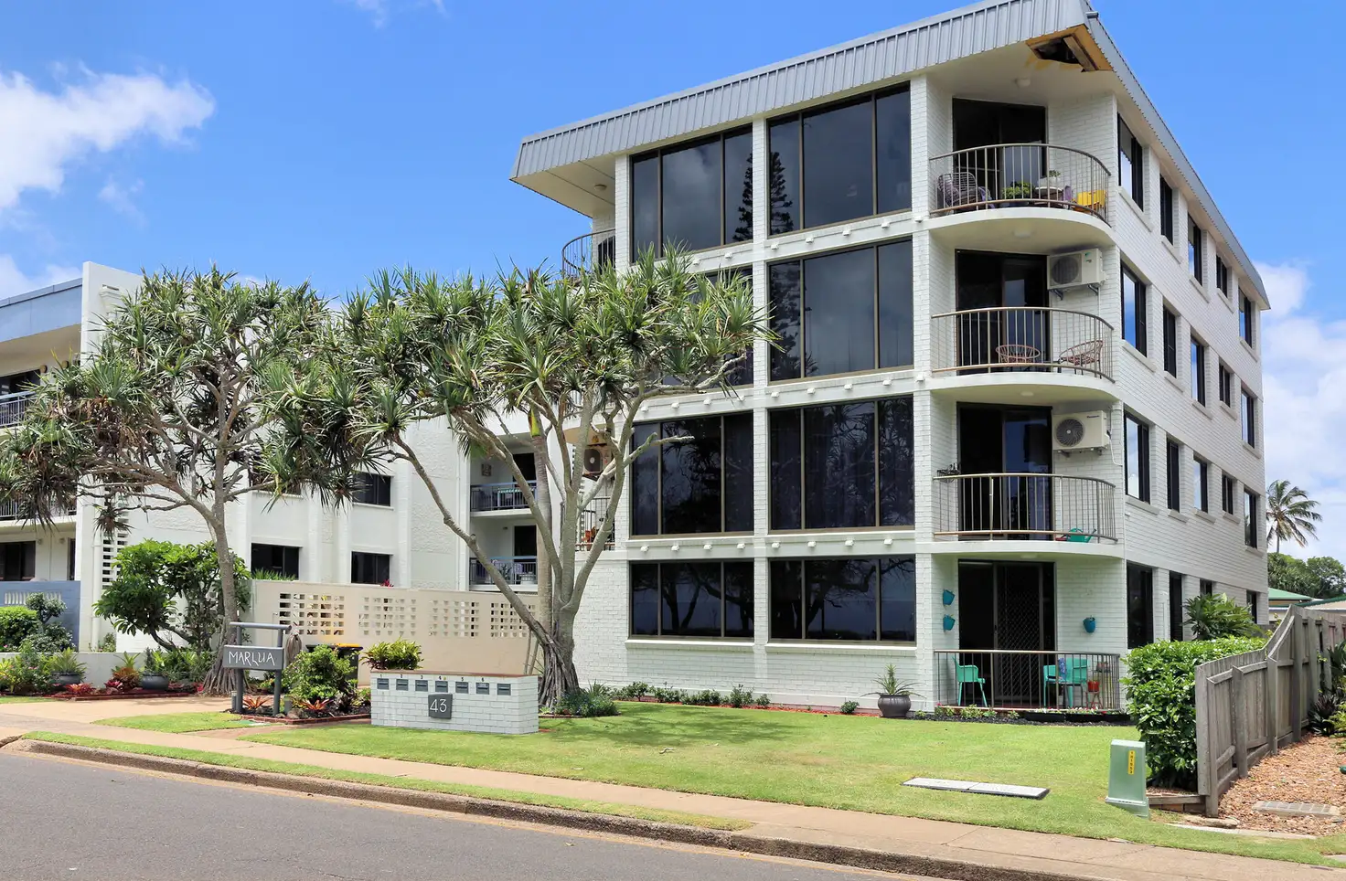 Main view of Homely unit listing, Unit 2/2/43 ESPLANADE St, Bargara QLD 4670