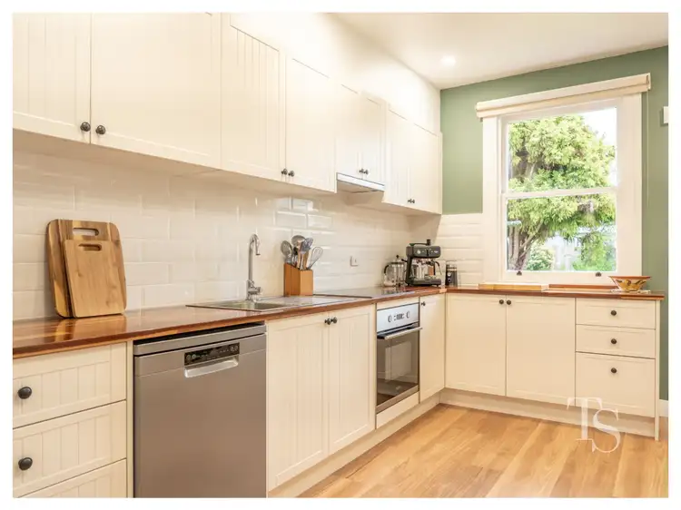 4 Bond St, Kings Meadows TAS 7249