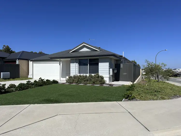 2 Paluma Gr, Yanchep WA 6035