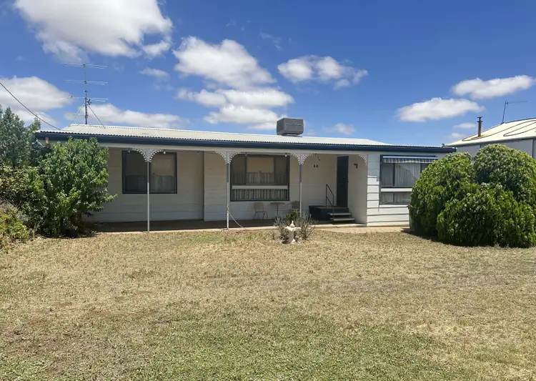 44 Guildford St, Blyth SA 5462