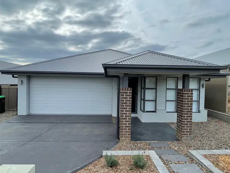 7 Brooker Dr, North Rothbury NSW 2335