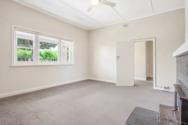 Fifth view of Homely house listing, 8 Julian St East, Penola SA 5277