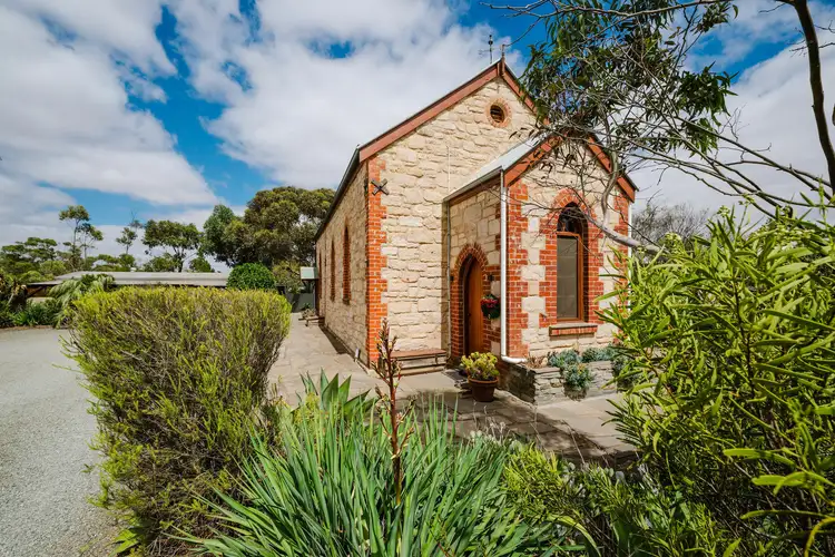 24 Alexander St, Kybunga SA 5453