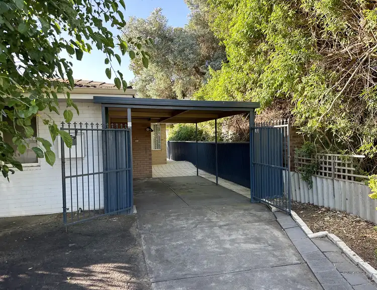 5B Mornington St, Armadale WA 6112