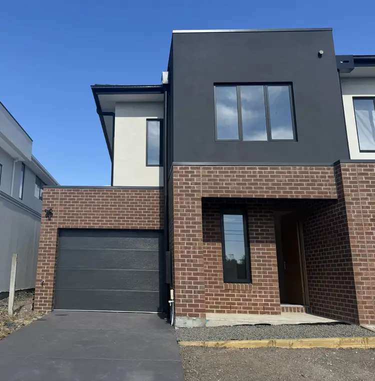 12 Towe St, Avondale Heights VIC 3034