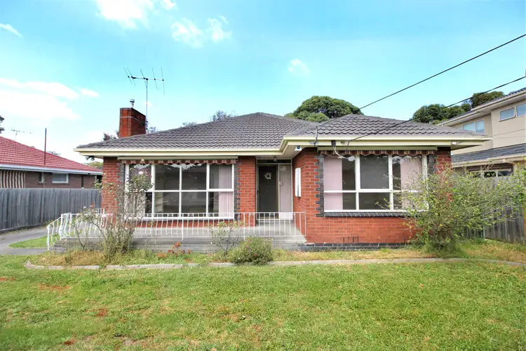 4 Tamarisk Ave