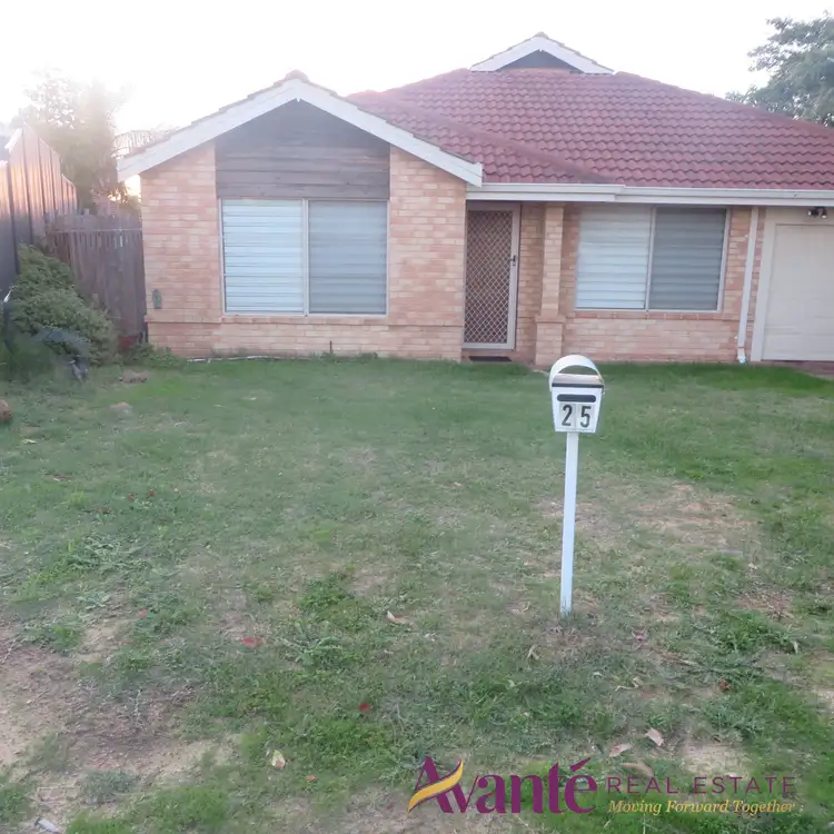 25 Brandon Mews
