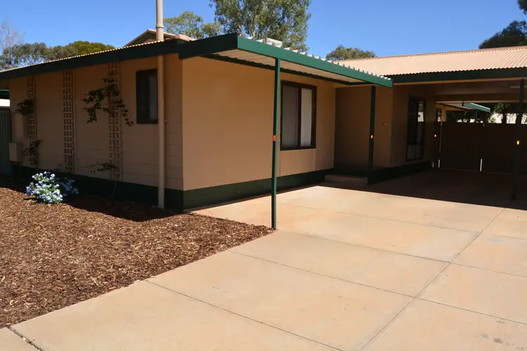 7 Nyaroo Ct
