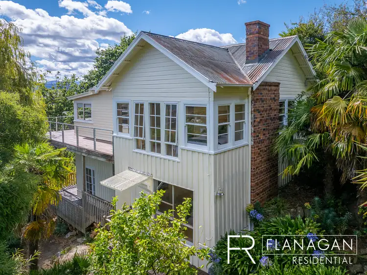 52 Trevallyn Rd