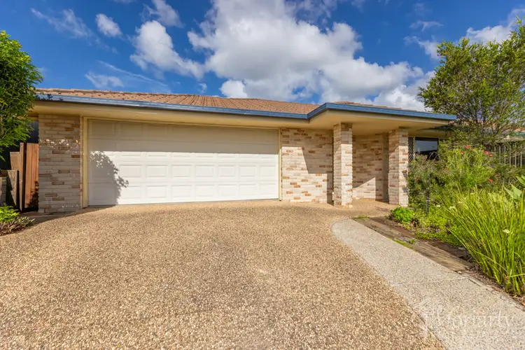 2 Elmwood Ct