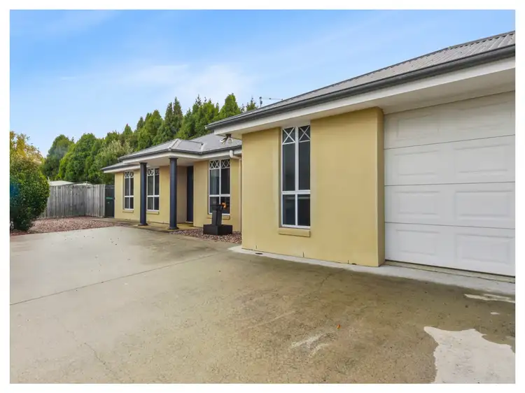 10 Winton Fields Court