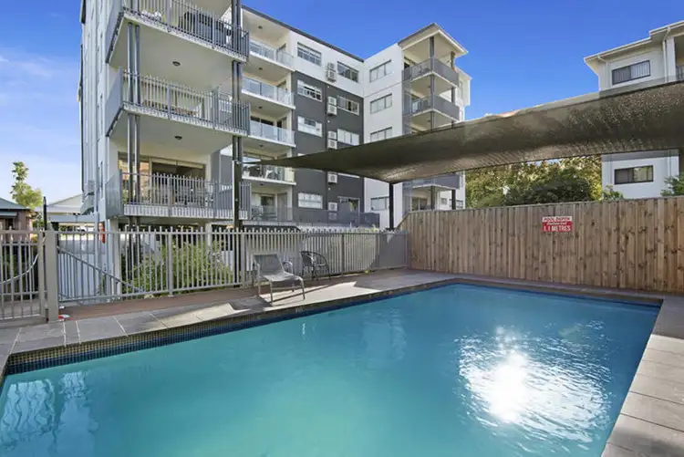 28 Cartwright St
