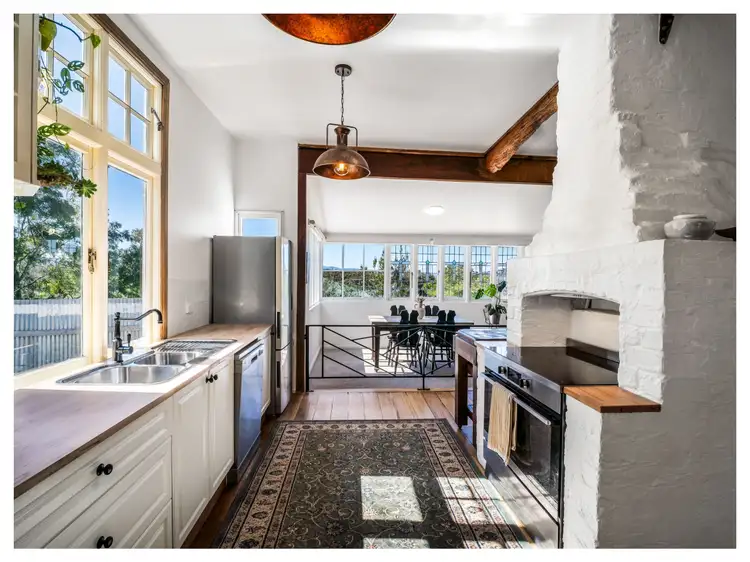 53 Gravelly Beach Road