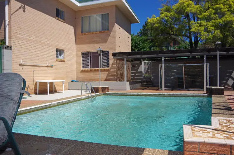 7 Amaroo Avenue, Nambour QLD 4560