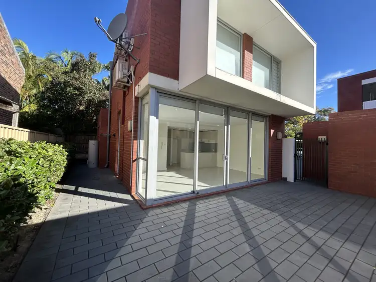 389 Bagot Road