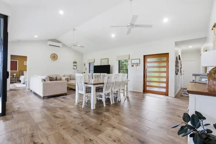 28 Giufre Crescent