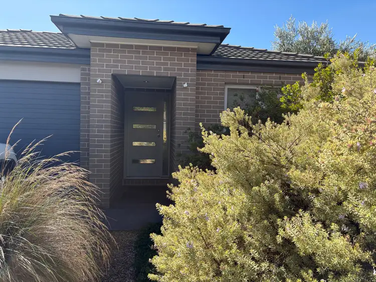 12 Lancelot Crescent