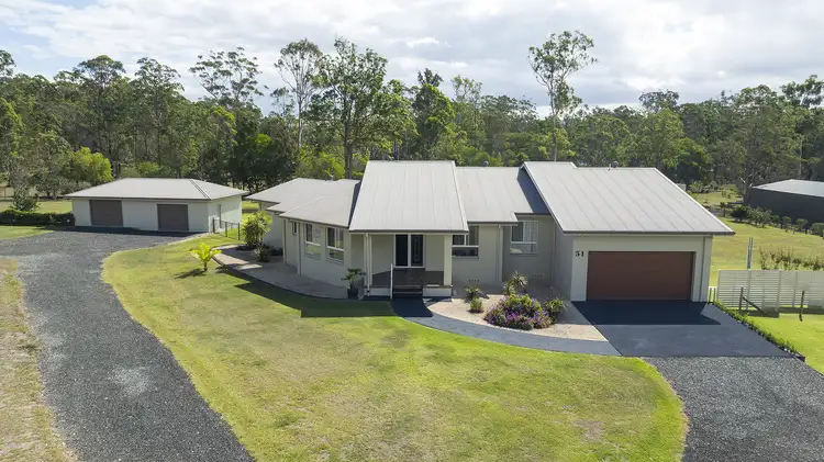 51 Warrina Circuit