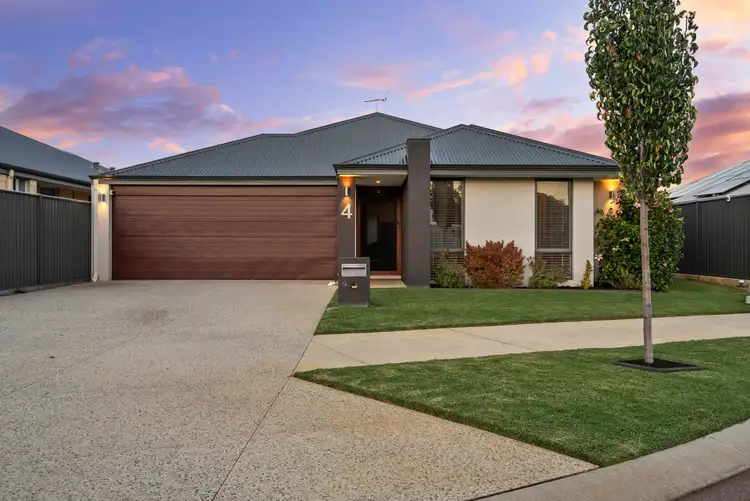4 Blyton Grove