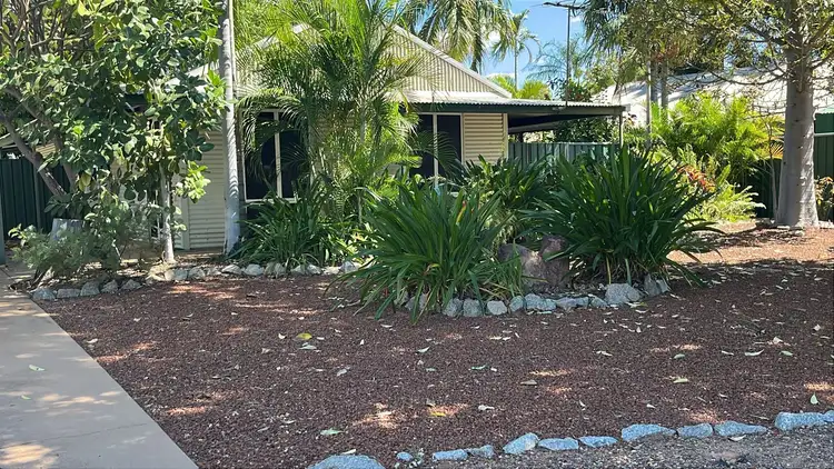 33 Grevillea Avenue