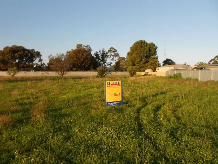 18 Manfred Street, Crystal Brook SA 5523
