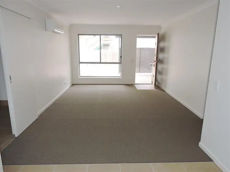 Sixth view of Homely unit listing, 4/24 Dragon Street, Warwick QLD 4370