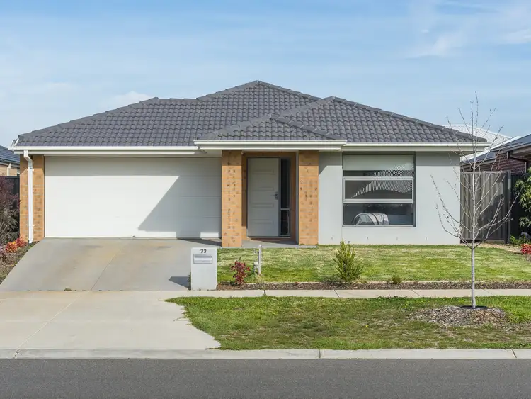 33 Barrett Street