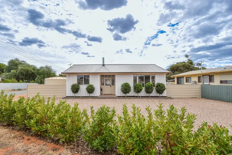 17 Frith Road