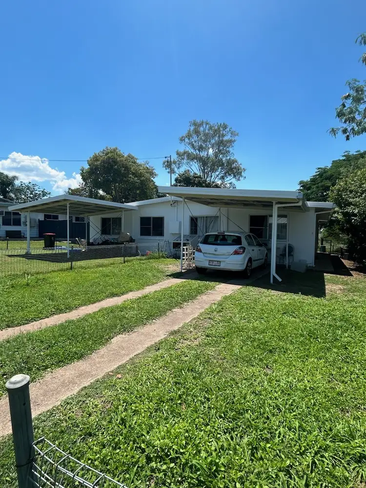27 King St