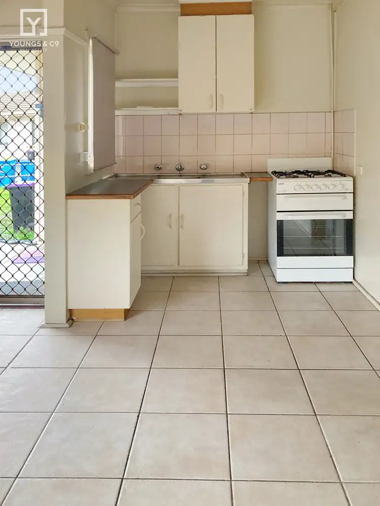 5 Mcmillan Court