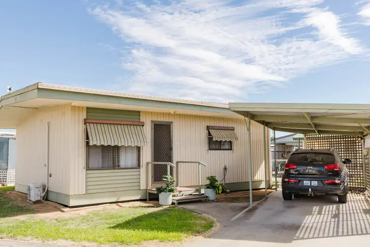 97 Casuarina Circuit, Park Lane