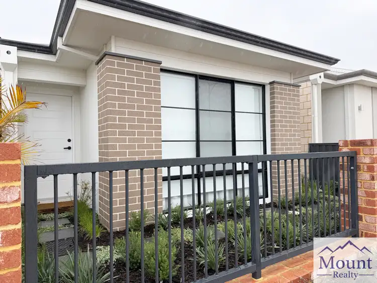 12 Coolwind Way