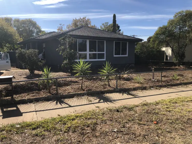 13 Acacia St