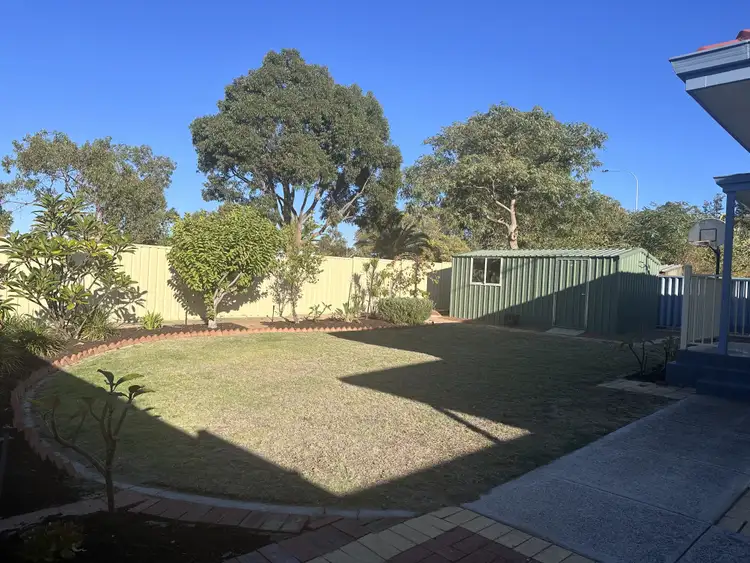 27 Allinson Dr