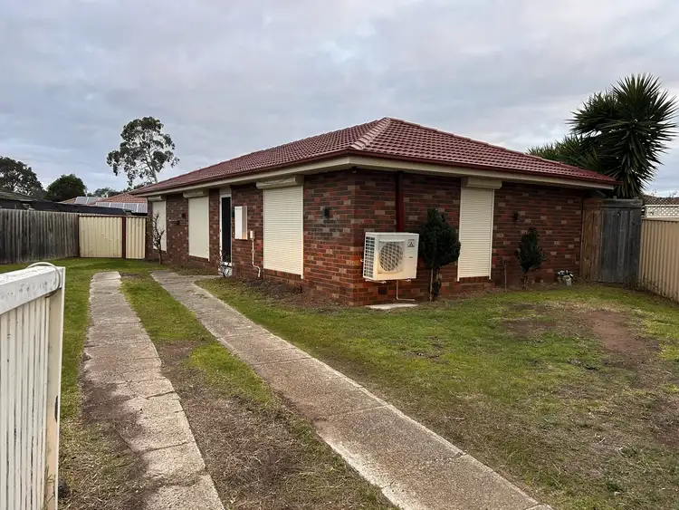 11 Fernberg Place