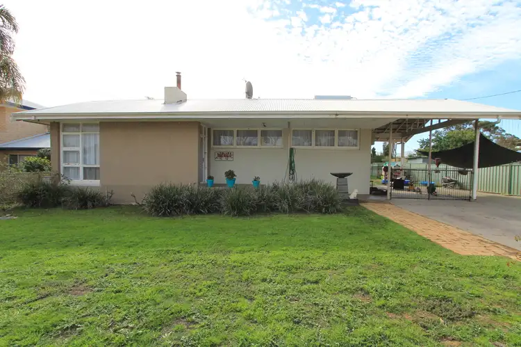 36 Golf Road